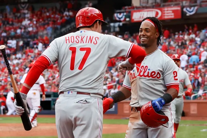 Phillies score six in the ninth to beat Cardinals 6-3 in Game 1